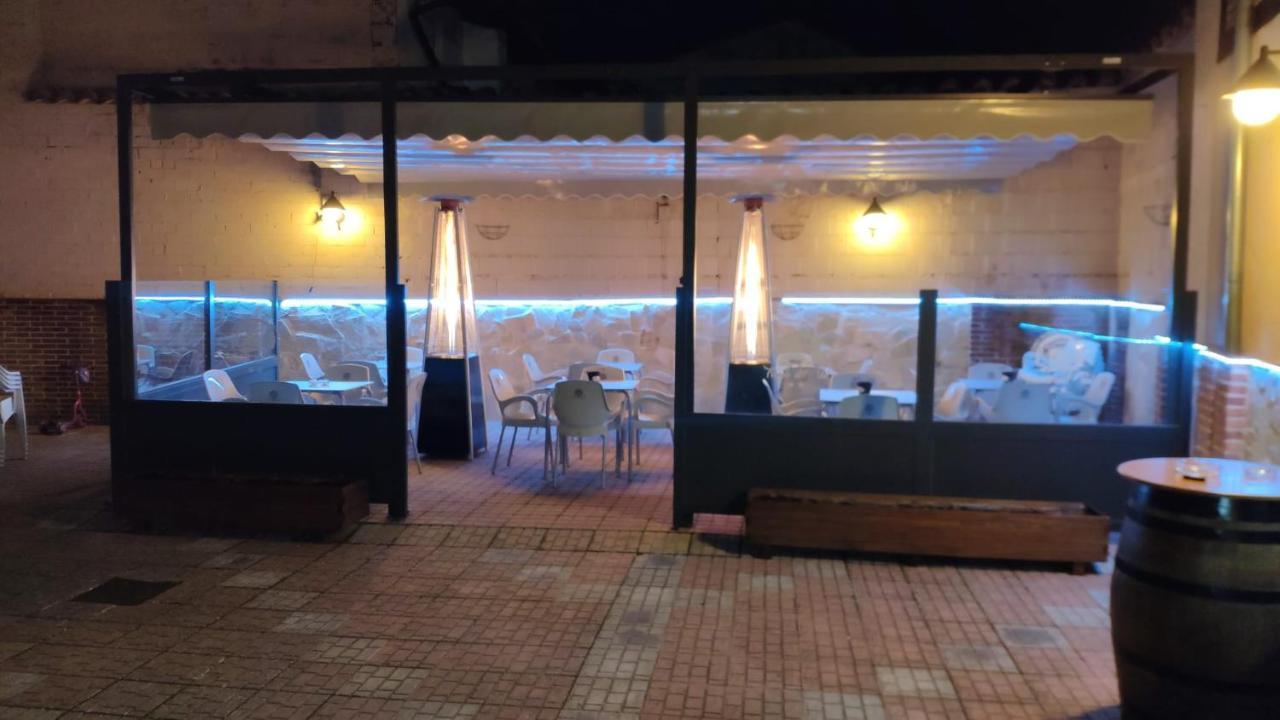 Hotel Rural Fuente Del Val Pradanos de Ojeda Екстер'єр фото